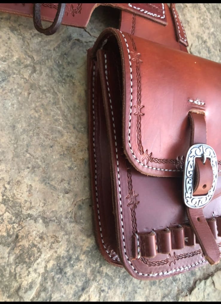 Saddle Horn Holster, Saddle Holster, Leather revolver holster, revolver holster, Saddle Holster, Holster for saddle, Gift for rancher,