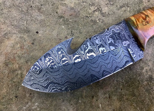 Skinning Knife with Gut Hook